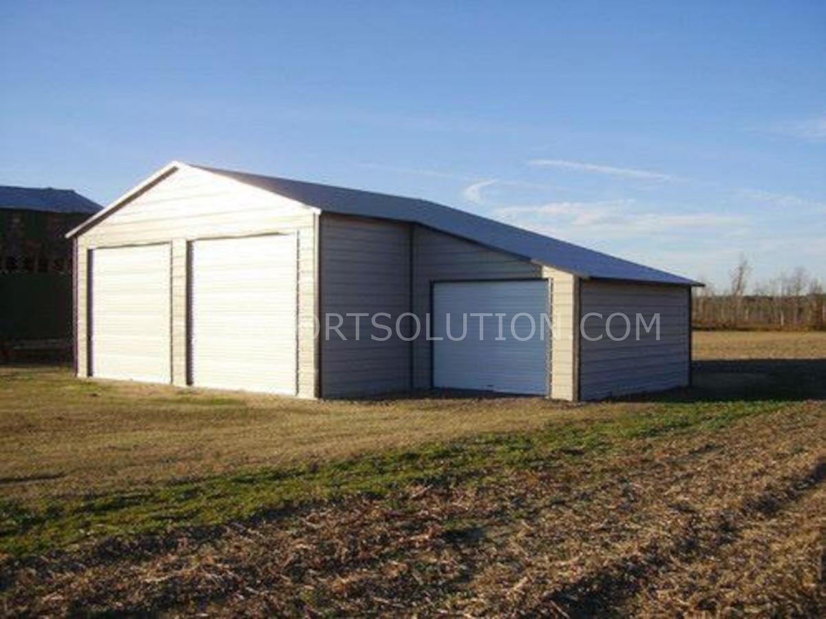 Enclosed metal barn for secure storage built in Florida by Carport Solution